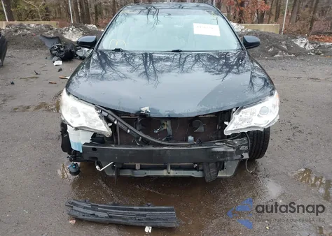 2013 Toyota Camry Xle z USA, uszkodzony, nr VIN 4T4BF1FK4DR298512